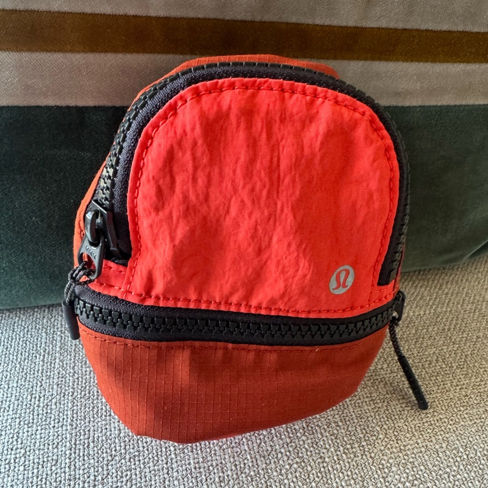 Lululemon mini backpack